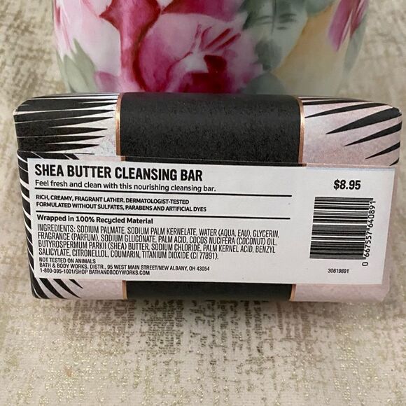 Lot of 4 NWT! Bath & Body Beach Theme Products: 1 Candle, 1 Soap & 2 Lotions - Picture 7 of 12